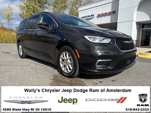 2023 Chrysler Pacifica Touring-L