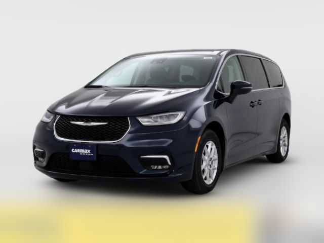 2023 Chrysler Pacifica Touring-L