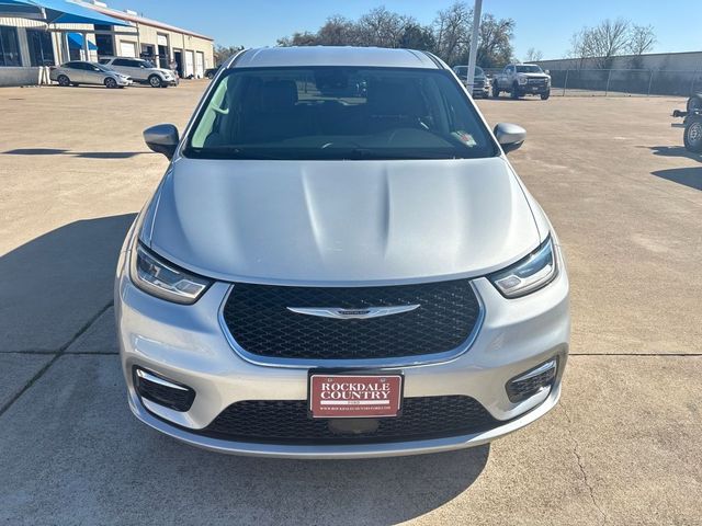 2023 Chrysler Pacifica Touring-L