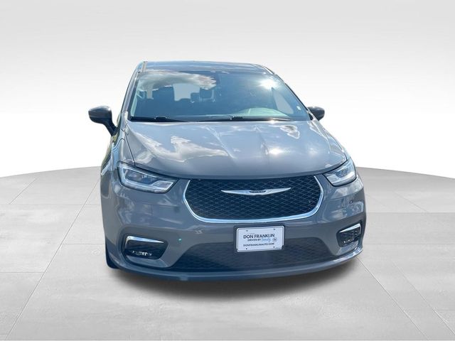 2023 Chrysler Pacifica Touring-L