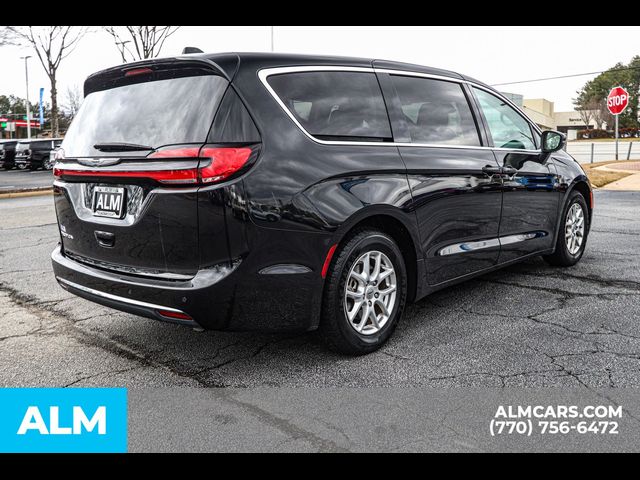2023 Chrysler Pacifica Touring-L