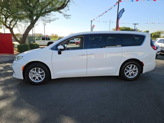 2023 Chrysler Pacifica Touring-L