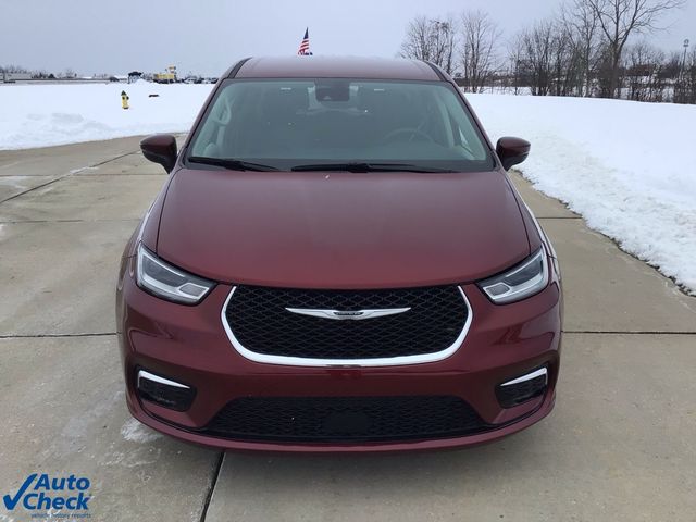 2023 Chrysler Pacifica Touring-L