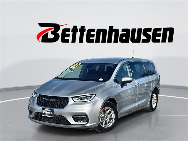 2023 Chrysler Pacifica Touring-L