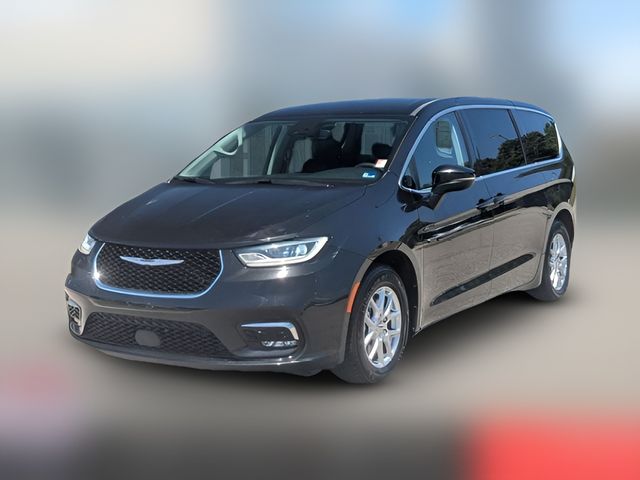 2023 Chrysler Pacifica Touring-L