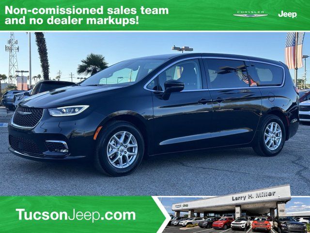 2023 Chrysler Pacifica Touring-L