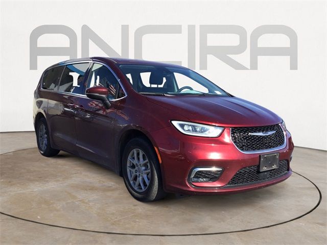 2023 Chrysler Pacifica Touring-L