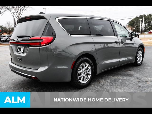 2023 Chrysler Pacifica Touring-L