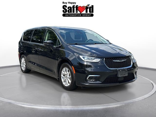 2023 Chrysler Pacifica Touring-L