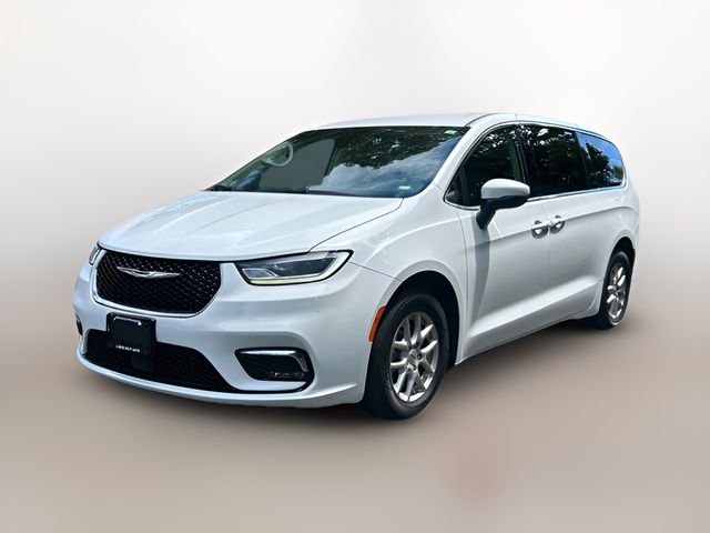 2023 Chrysler Pacifica Touring-L