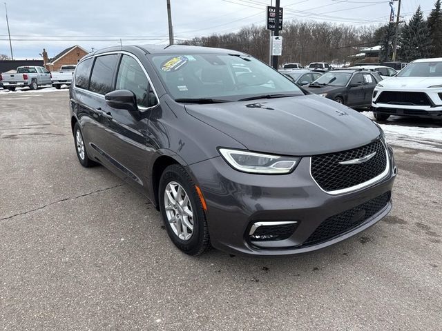 2023 Chrysler Pacifica Touring-L