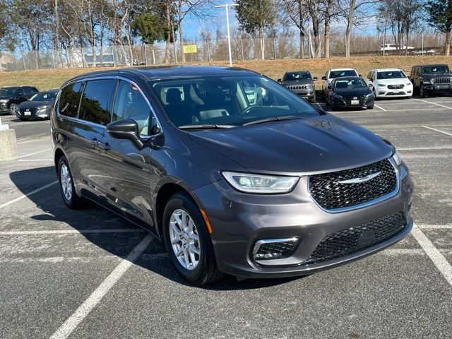 2023 Chrysler Pacifica Touring-L