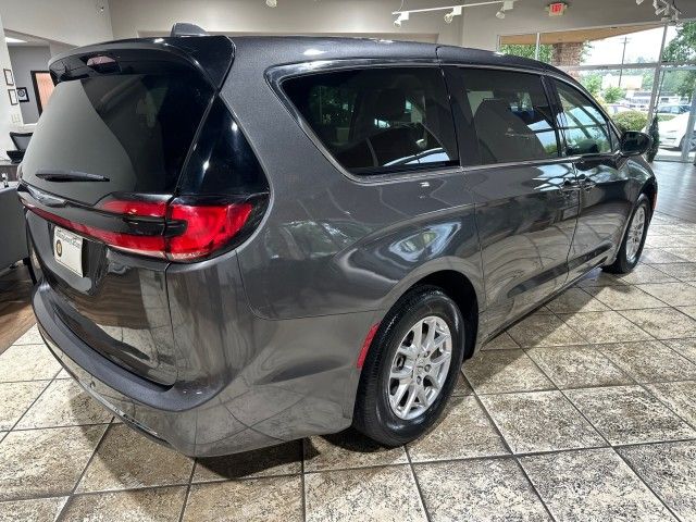 2023 Chrysler Pacifica Touring-L