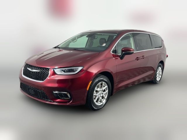 2023 Chrysler Pacifica Touring-L