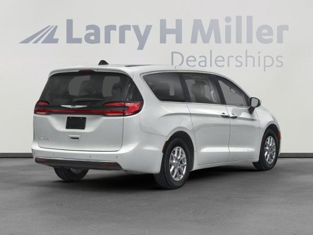 2023 Chrysler Pacifica Touring-L