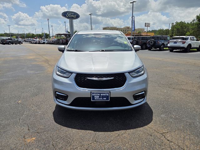 2023 Chrysler Pacifica Touring-L