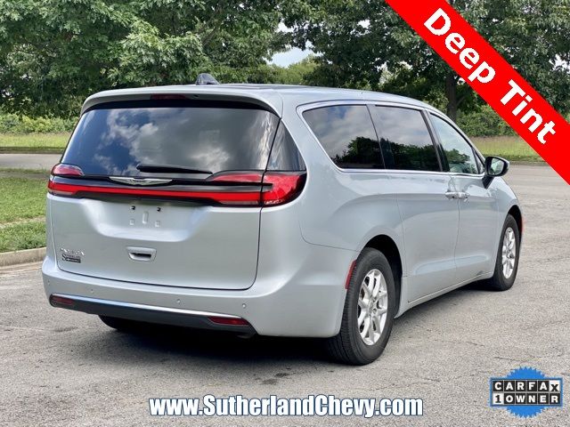 2023 Chrysler Pacifica Touring-L