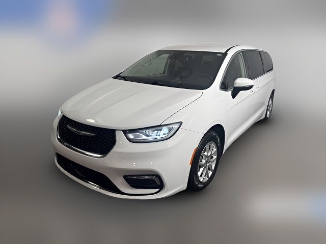 2023 Chrysler Pacifica Touring-L