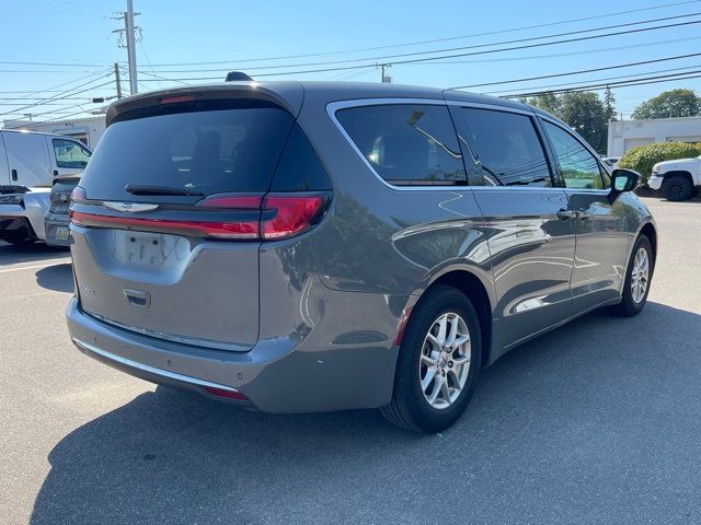 2023 Chrysler Pacifica Touring-L