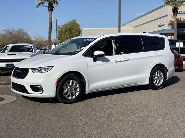 2023 Chrysler Pacifica Touring-L