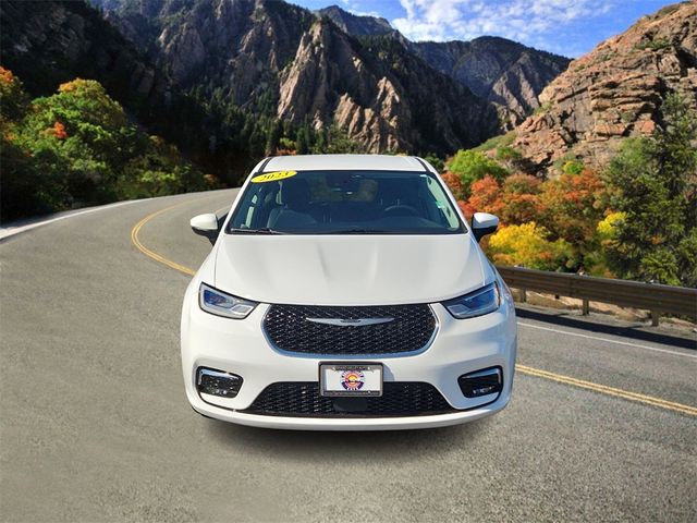 2023 Chrysler Pacifica Touring-L