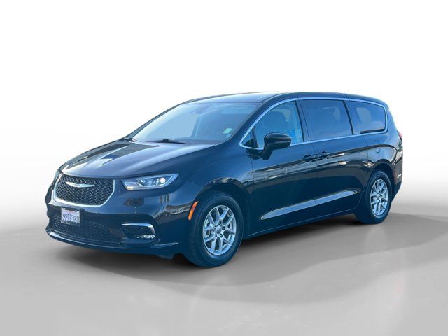 2023 Chrysler Pacifica Touring-L