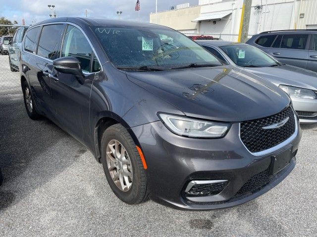 2023 Chrysler Pacifica Touring-L