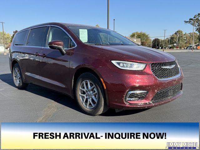 2023 Chrysler Pacifica Touring-L