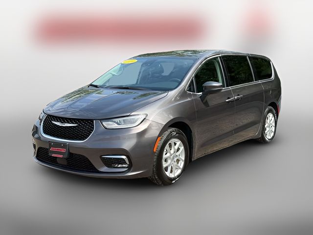 2023 Chrysler Pacifica Touring-L