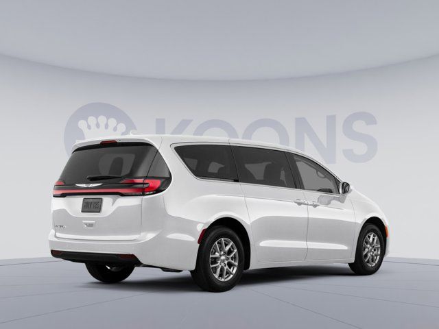 2023 Chrysler Pacifica Touring-L