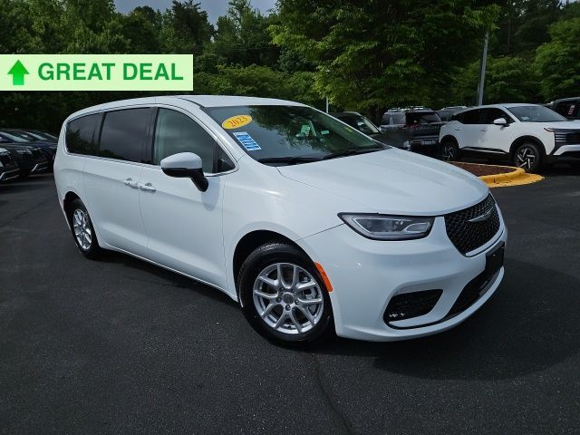 2023 Chrysler Pacifica Touring-L