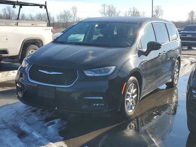 2023 Chrysler Pacifica Touring-L