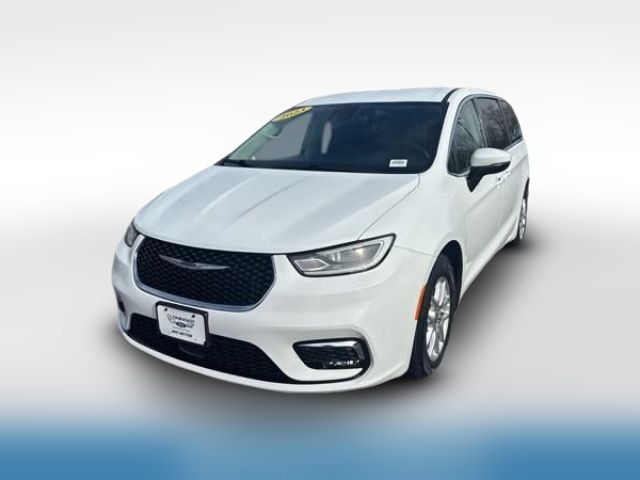 2023 Chrysler Pacifica Touring-L