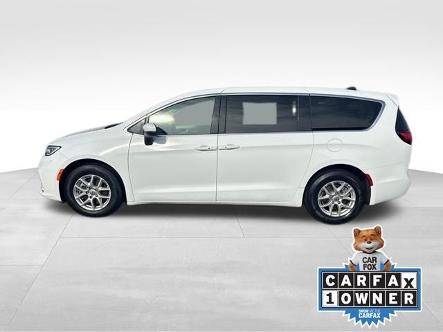 2023 Chrysler Pacifica Touring-L