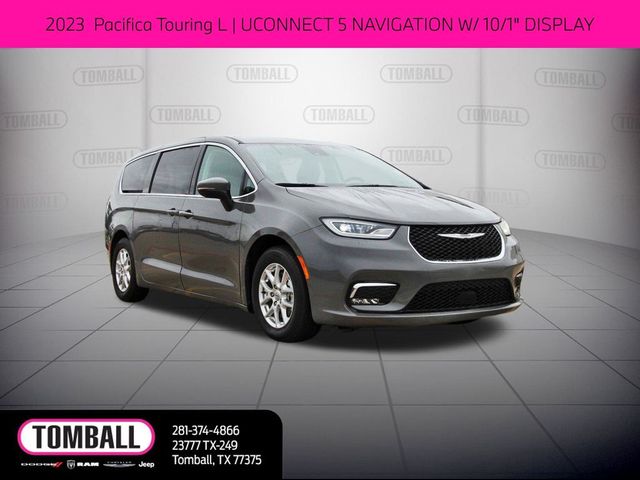 2023 Chrysler Pacifica Touring-L