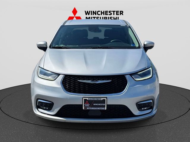 2023 Chrysler Pacifica Touring-L