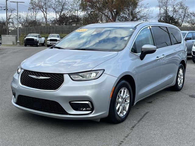 2023 Chrysler Pacifica Touring-L