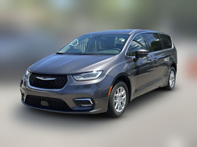 2023 Chrysler Pacifica Touring-L
