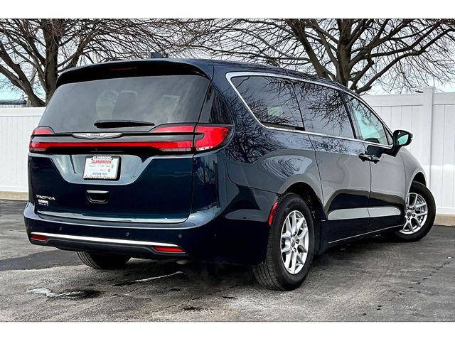 2023 Chrysler Pacifica Touring-L