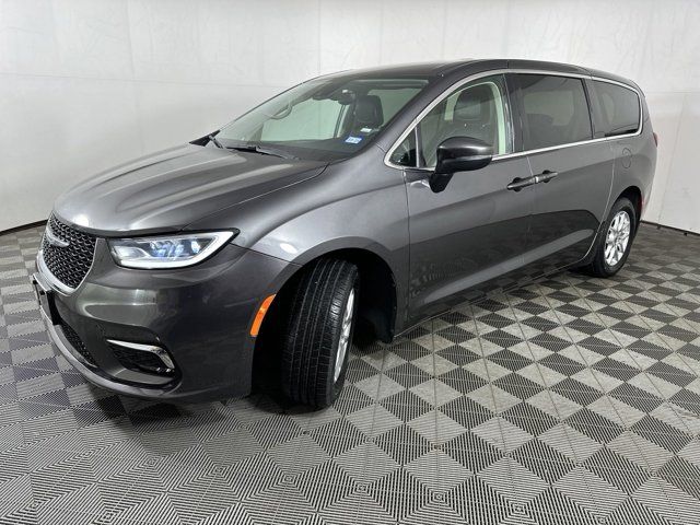 2023 Chrysler Pacifica Touring-L