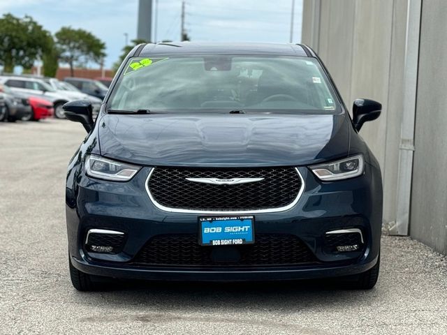 2023 Chrysler Pacifica Touring-L