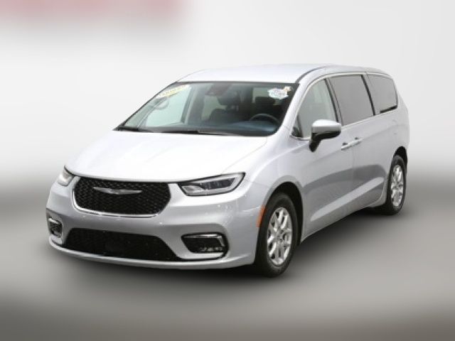 2023 Chrysler Pacifica Touring-L