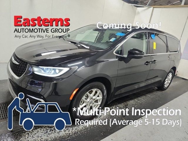 2023 Chrysler Pacifica Touring-L