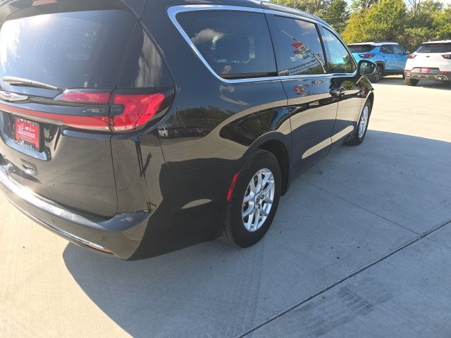 2023 Chrysler Pacifica Touring-L