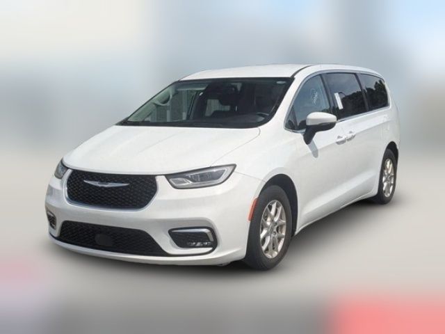 2023 Chrysler Pacifica Touring-L