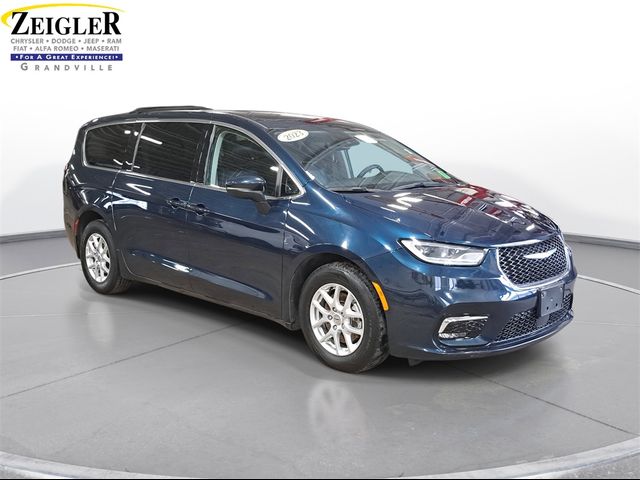 2023 Chrysler Pacifica Touring-L