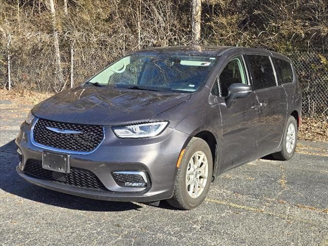 2023 Chrysler Pacifica Touring-L