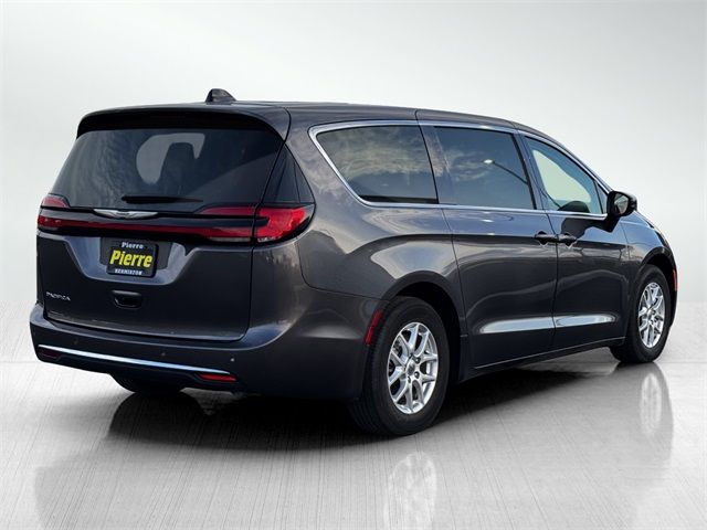 2023 Chrysler Pacifica Touring-L