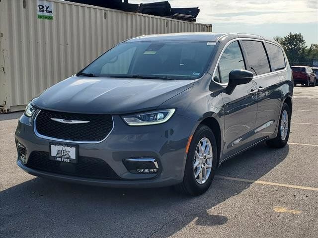 2023 Chrysler Pacifica Touring-L