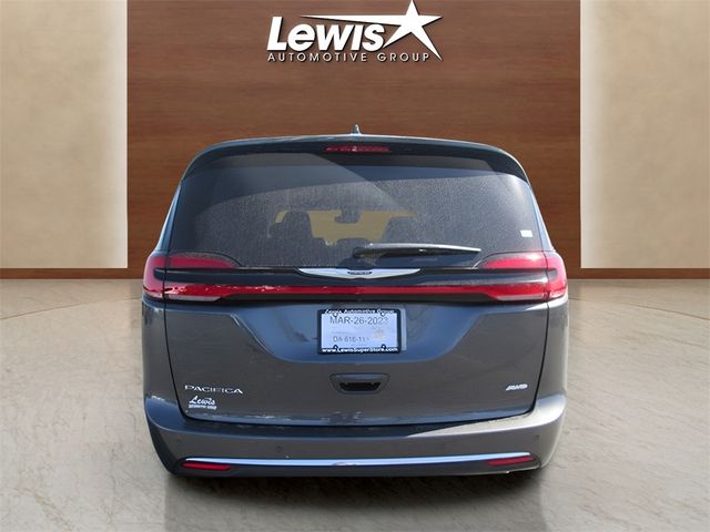 2023 Chrysler Pacifica Touring-L